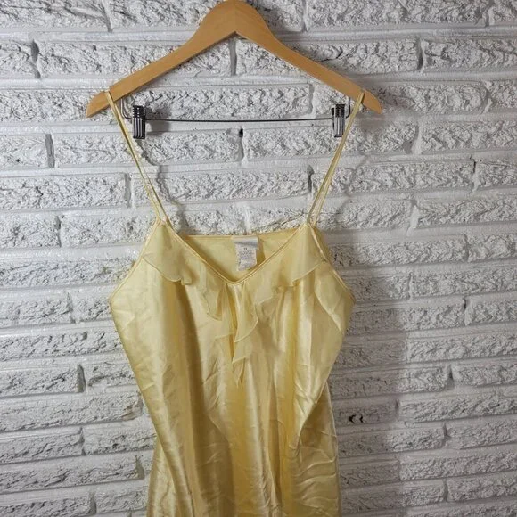 Secret Treasures Womens Chemise Slip 1X Adjustable Spaghetti Strap YEL3E - Picture 2 of 9